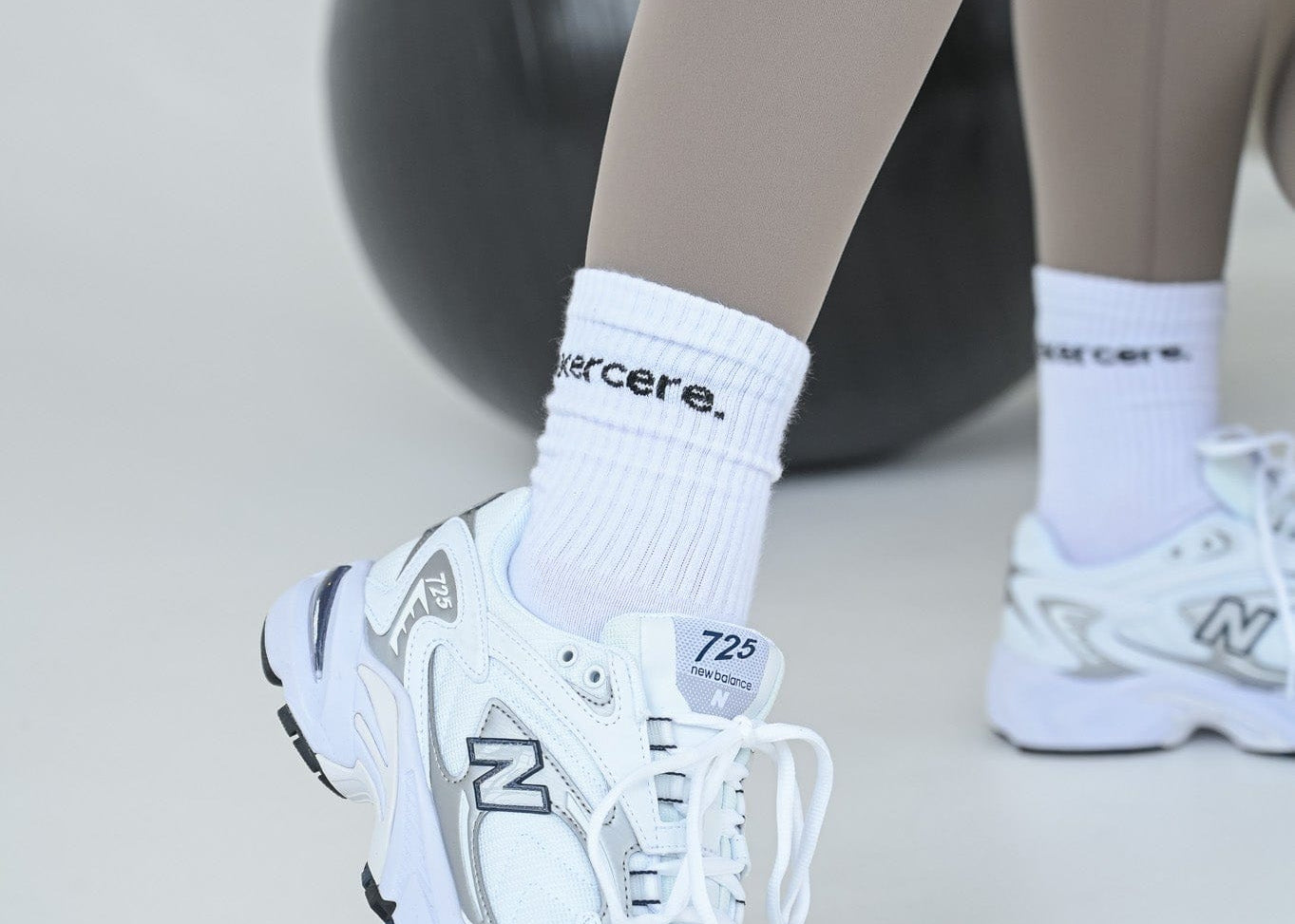 Exercere Socks One Size Logo Socks - White